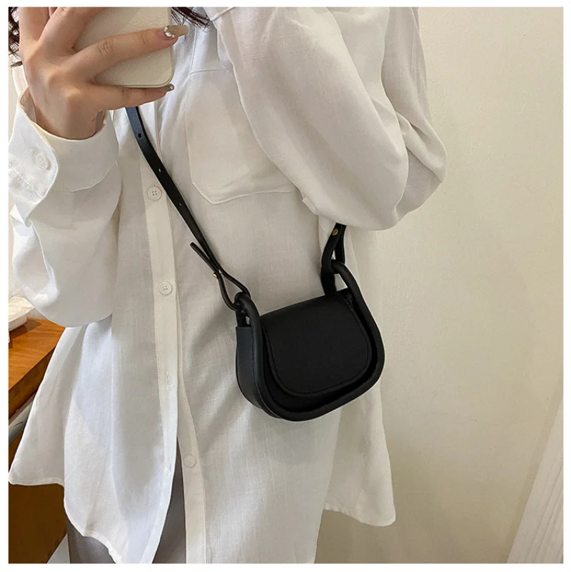 Women Bags Offers - Mini bolso cruzado de cuero PU