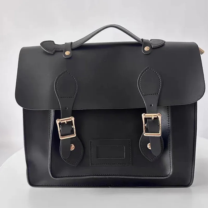 Miércoles 2026 ­ Mochila peque - Doctor Bag Leather reseña y precio
