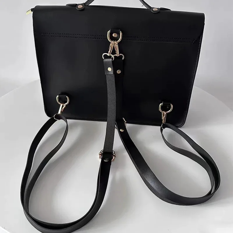 Miércoles 2026 ­ Mochila peque - Doctor Bag Leather reseña y precio