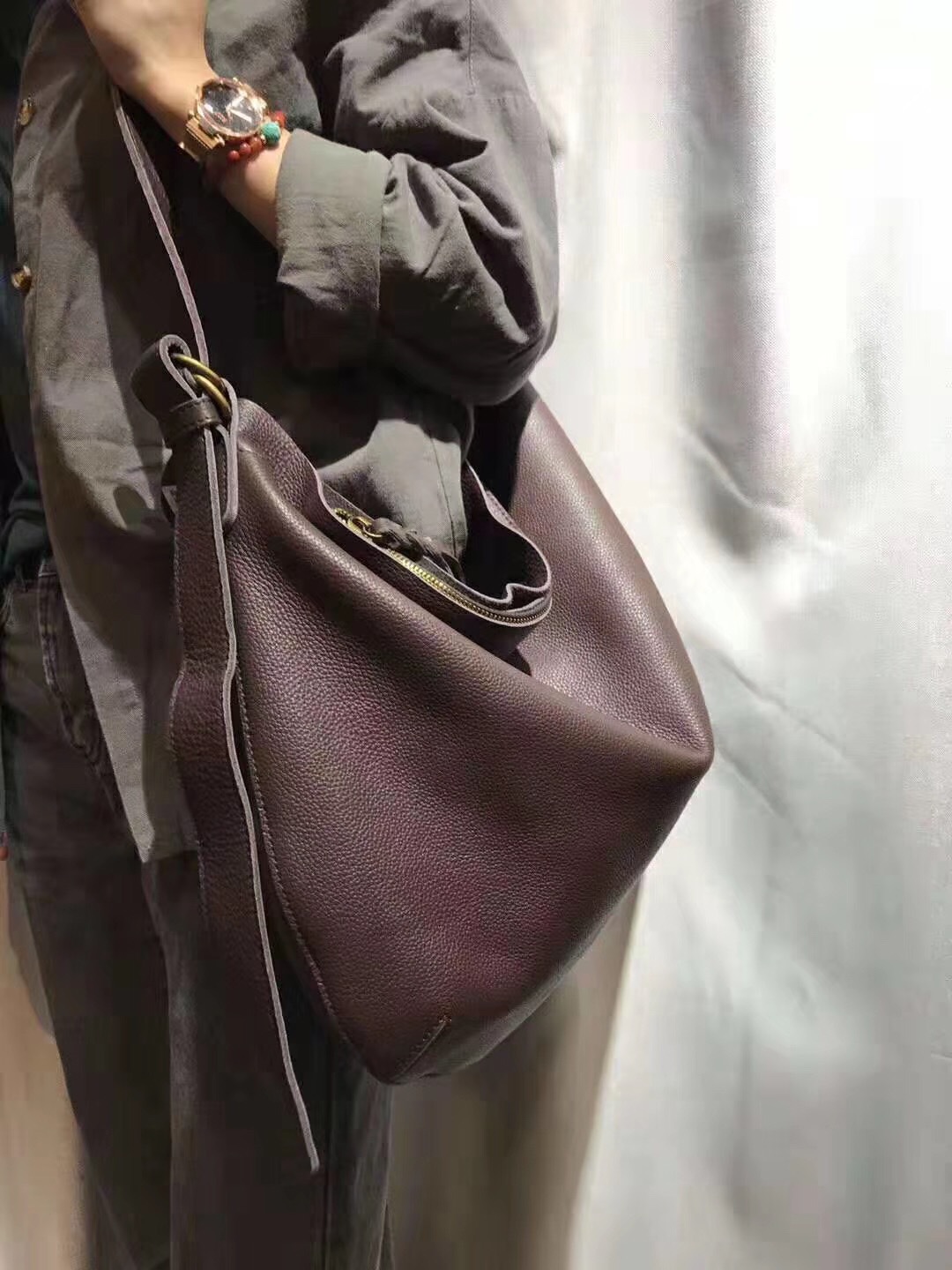 Bolso de Hombro de Cuero Genui - Doctor Bag Leather reseña y precio